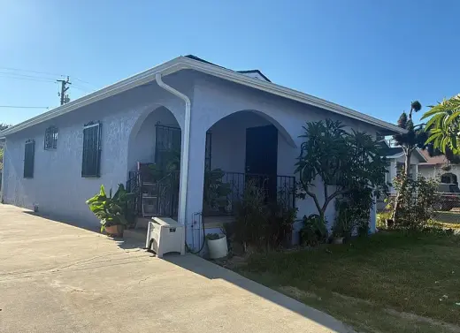 Rear to move in.