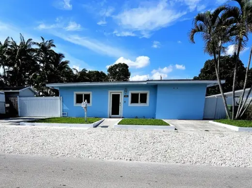 ¡Oportunidad única en la codiciada zona de East Hialeah!