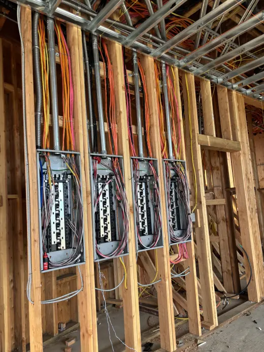 Services electrician HC