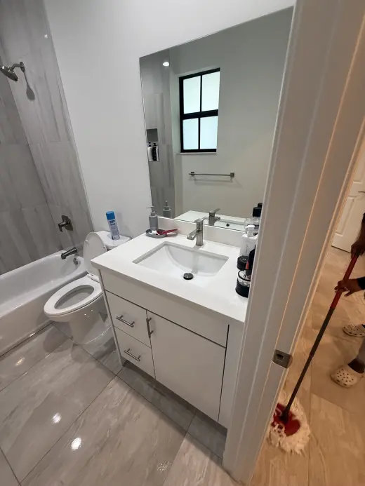 Flor reyes cleaning services
