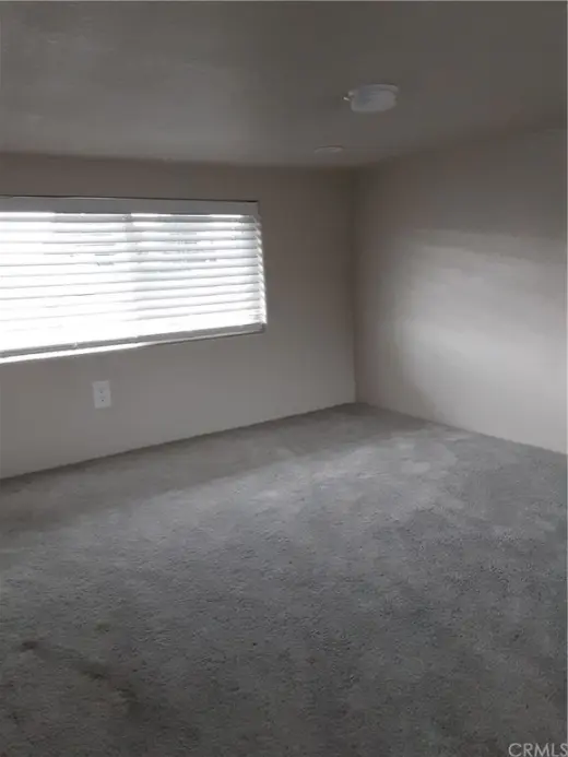 Vallejo CA ofrece un amplio apartamento de un dormitorio y un baño espacioso
