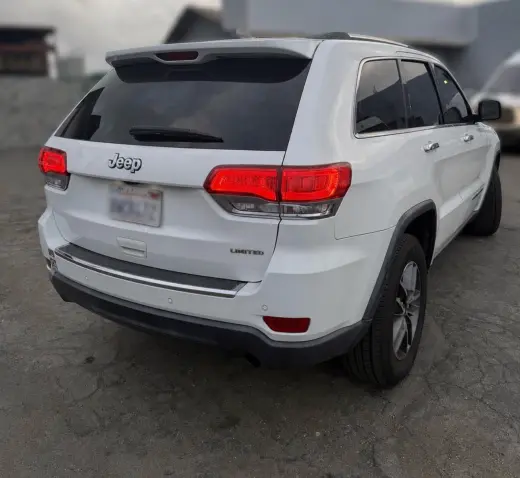 TITULO LIMPIO JEEP GRAND CHEROKEE PAGOS DEALER FINANCIAR AUTOMATICO VENTA SUV
