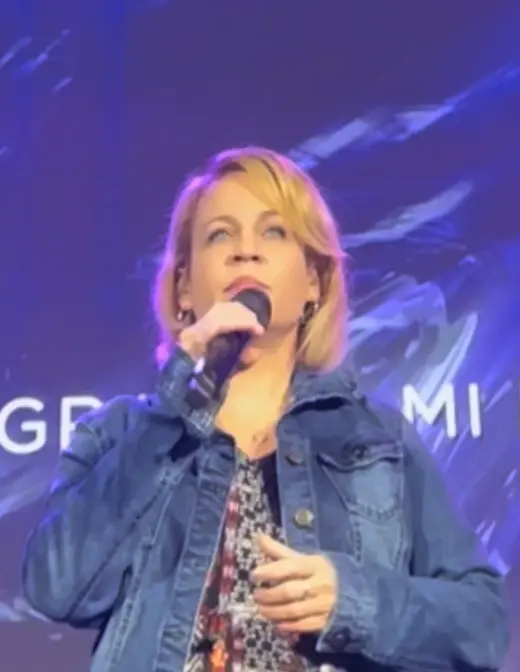 Cantante para eventos cristianos y familiares