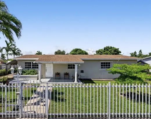 3 Beds  2 Baths  1,880 sqft 19360 SW 115th Ave, Miami, FL 33157