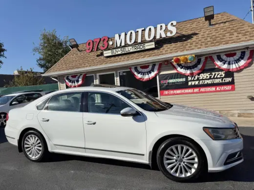 2016 Volkswagen Passat 1.8T SE