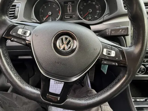 2017 Volkswagen Passat 1.8T R-Line
