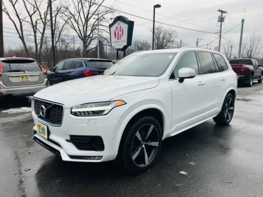 2017 Volvo XC90 T6 R-Design
