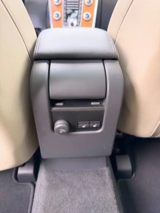 2016 Volvo XC60 T5 Drive-E Platinum