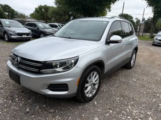 2017 Volkswagen Tiguan
2.0T S 4Motion