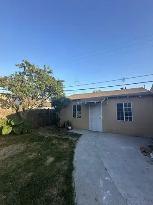 CASA DE 2 RECÁMARAS UN BAÑO