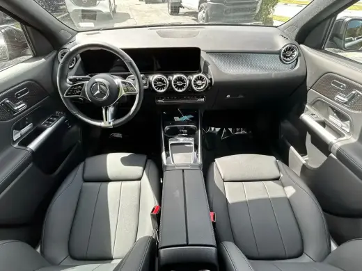 Mercedes-Benz GLA 2025 AWD GLA 250 4MATIC 4dr SUV