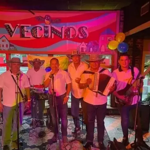 Grupo Vallenato 786 355-3039