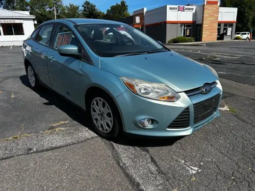 2012 Ford Focus SE Sedan
