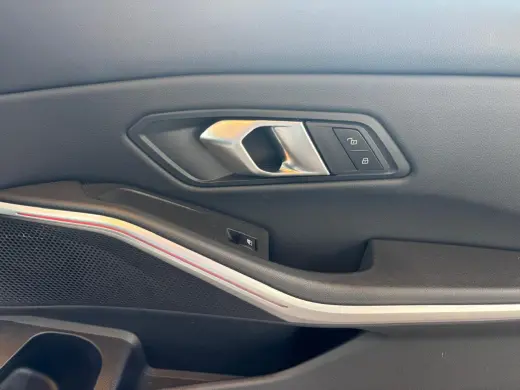 2024 BMW 330i 330i