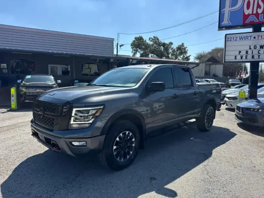 2021 Nissan Titan Platinum Reserve Crew Cab 4WD