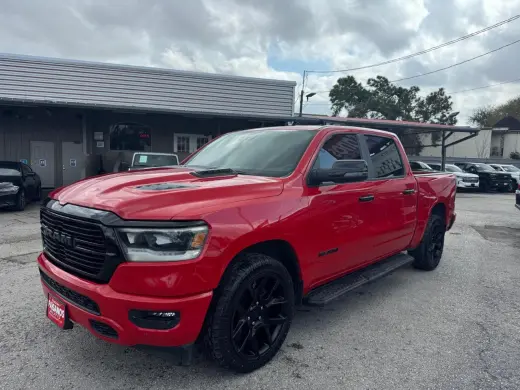 2023 RAM 1500 Laramie Crew Cab SWB 4WD