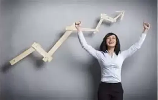 BUSCO PERSONAS CREATIVAS