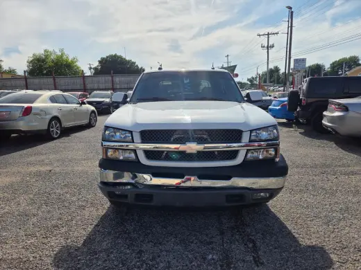 2005 Chevrolet Avalanche 1500 LS