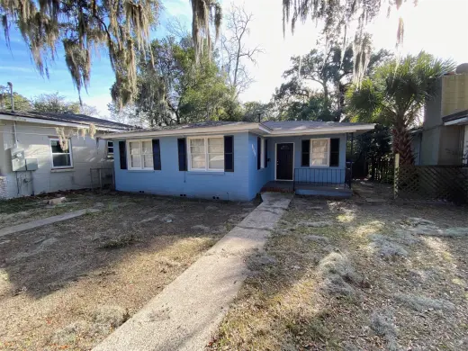 Propiedad en alquiler con 3 habitaciones y 1 baño en Savannah