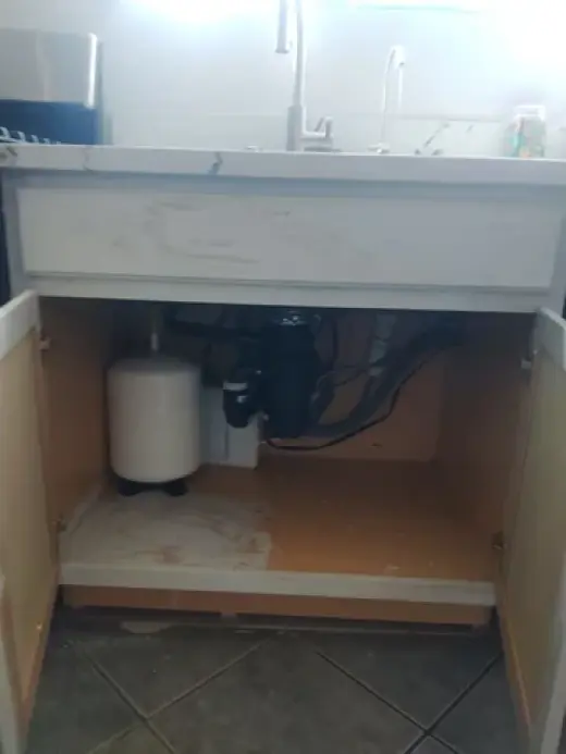 Obtenga servicio de plomería