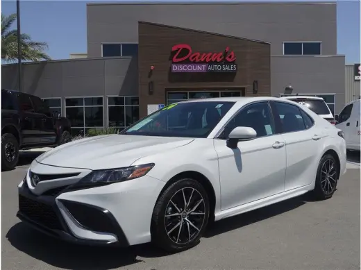 2024 Toyota Camry SE Sedan 4D