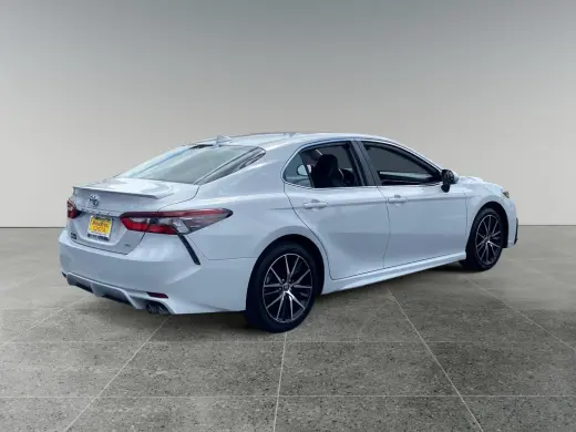 Toyota Camry 2023