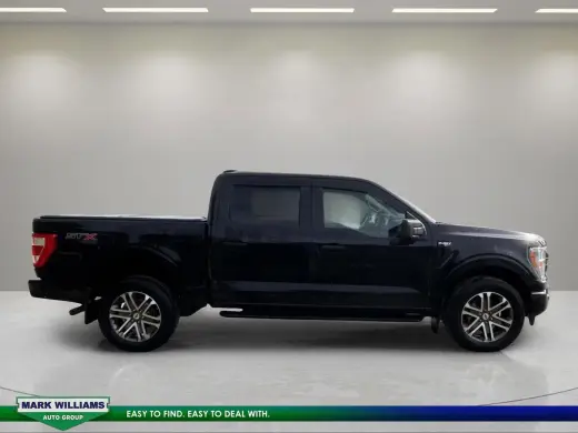 Ford F-150 2022 4x4 XL 4dr SuperCrew 5.5 ft. SB