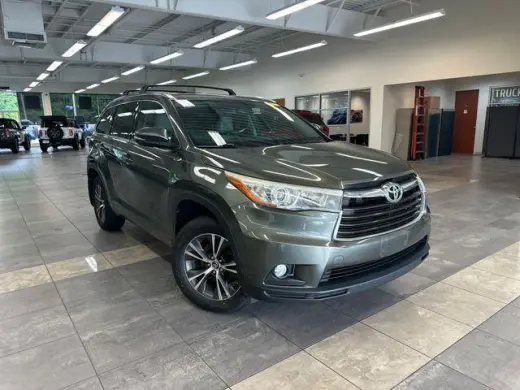 Toyota Highlander 2016 AWD XLE 4dr SUV