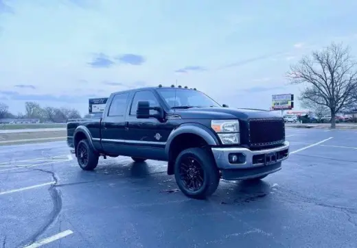 Ford F-250 Super Duty 2013 4x4 XLT 4dr Crew Cab 6.8 ft. SB Pickup