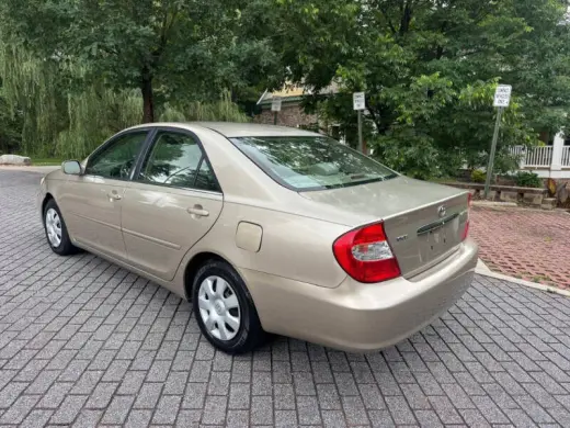 2003 Toyota Camry LE