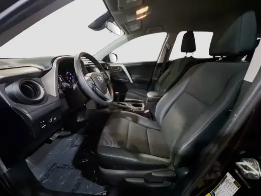 Toyota RAV4 2018 LE 4dr SUV