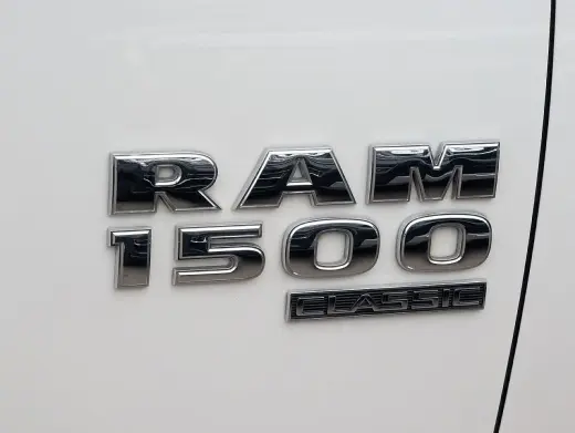 Ram 1500 Classic 2022 4x2 Tradesman 4dr Quad Cab 6.3 ft. SB Pickup