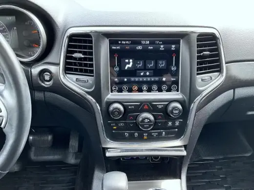 Jeep Grand Cherokee 2018 4x4 Laredo 4dr SUV