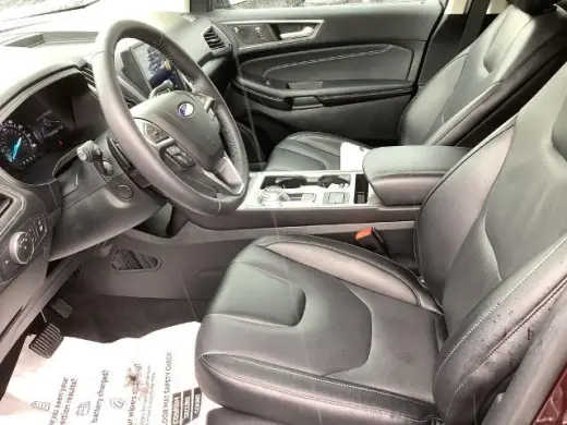 Ford Edge 2022 AWD Titanium 4dr Crossover