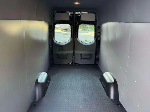 Mercedes-Benz Sprinter 2019 4x2 2500 3dr 170 in. WB High Roof Cargo Van (3.0L V6)