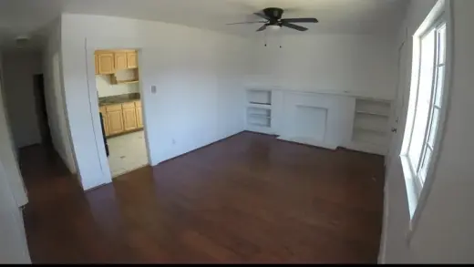1 bd room DUPLEX for lease