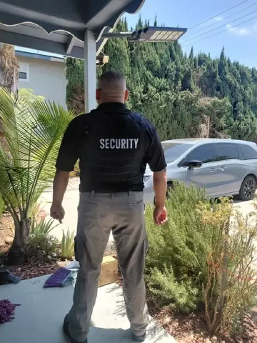 Ofrezco Empleo de Guardia
