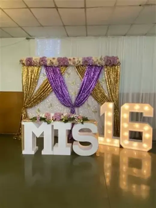 Decoraciones principales carpa