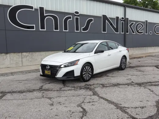 2025 Nissan Altima SV FWD