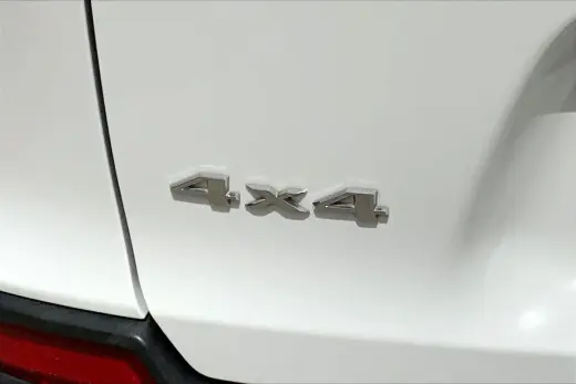 Jeep Cherokee 2022 4x4 Latitude Lux 4dr SUV