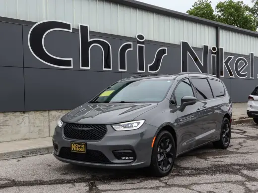 2022 Chrysler Pacifica Limited AWD