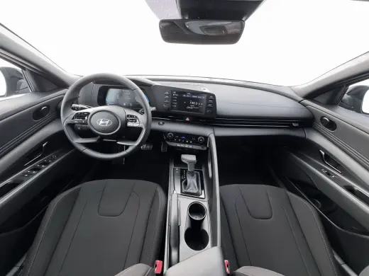 Hyundai ELANTRA 2026 SEL Sport 4dr Sedan