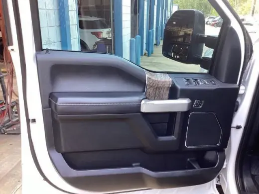 Ford F-250 Super Duty 2019 4x4 Lariat 4dr Crew Cab 6.8 ft. SB Pickup