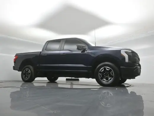 Ford F-150 Lightning 2024 AWD Pro 4dr SuperCrew 5.5 ft. SB