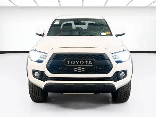 Toyota Tacoma 2023 4x4 TRD Off-Road 4dr Double Cab 5.0 ft SB 6A