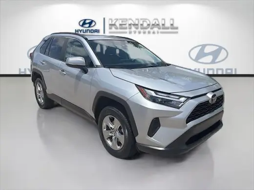 Toyota RAV4 2024 XLE 4dr SUV