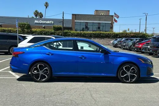 Nissan Altima 2025 2.5 SR 4dr Sedan