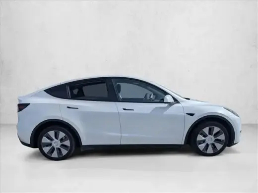 Tesla Model Y 2022 AWD Long Range 4dr Crossover