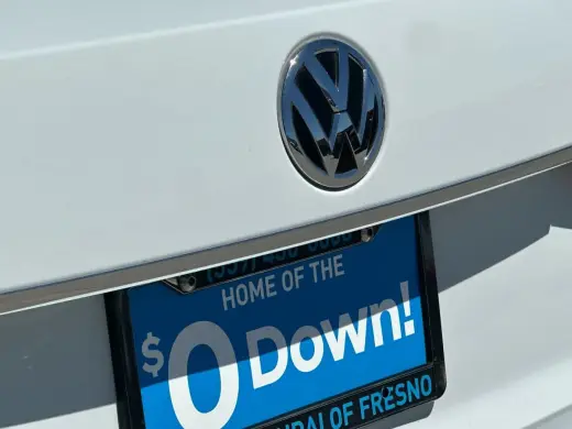 Volkswagen Passat 2017 1.8T R-Line 4dr Sedan