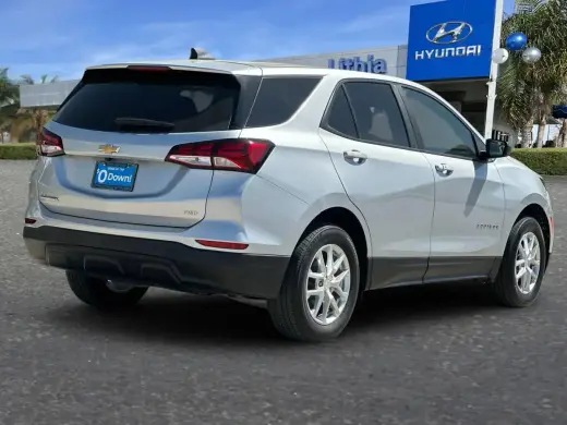 Chevrolet Equinox 2022 4x4 LS 4dr SUV w/1FL